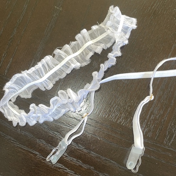 Mapale 8356 Sheer And Lace Bridal Teddy White Leg Garter Body Suit Size M/L NWOT - Picture 17 of 17